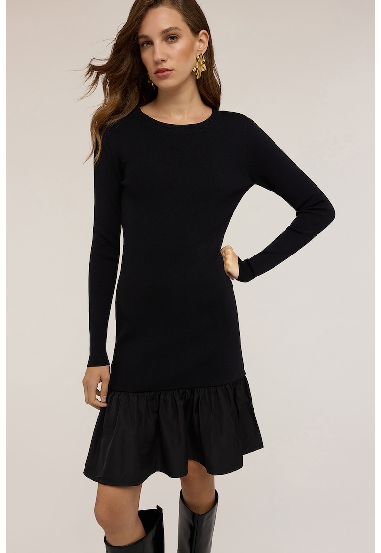 Фино плетена рокля с набран подгъв - Черен Motivi