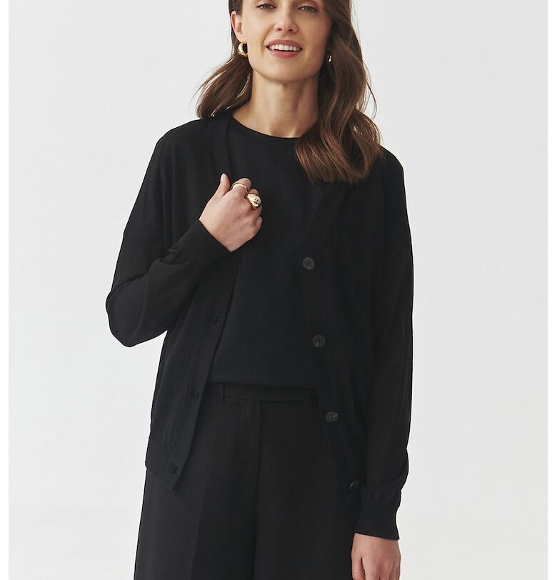 Фино плетена шпиц жилетка - Черен Tatuum