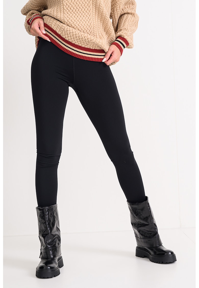 Фитнес клин с лого - Черен GUESS