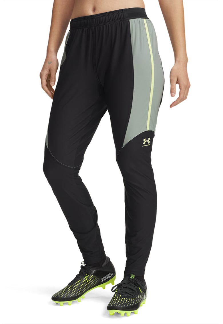 Футболен панталон Challenger - Зелен/Черен Under Armour