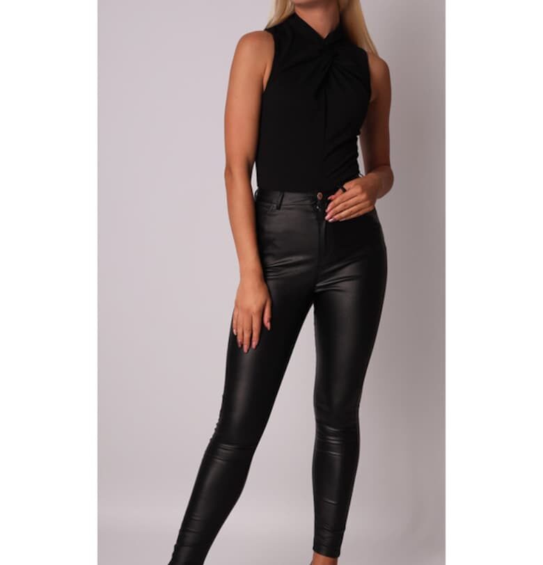 Черен класически боди с декоративни връзки отпред TA562 Ax Paris