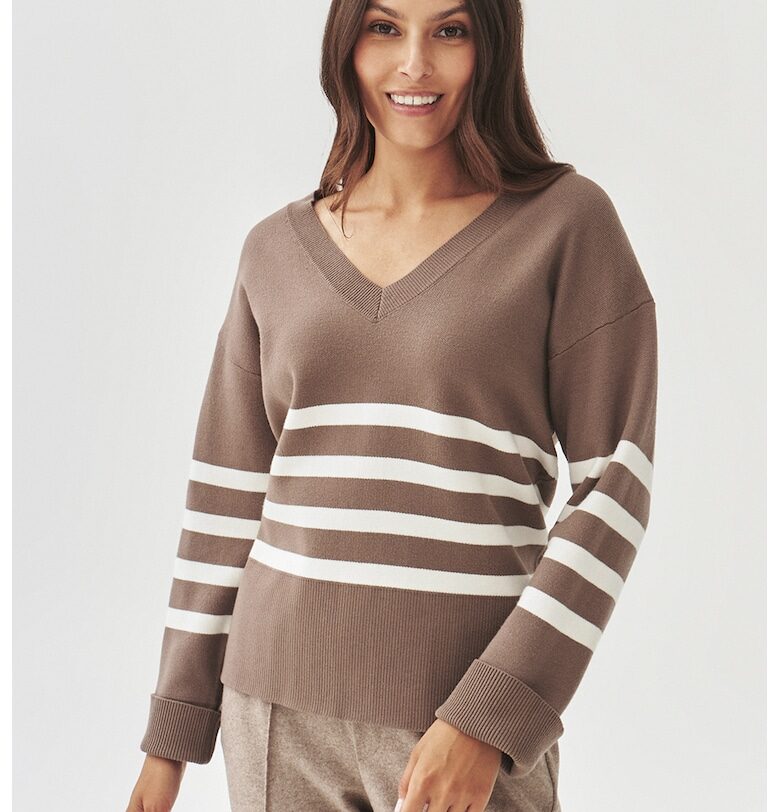 Шпиц пуловер Eliana с паднали ръкави Tatuum