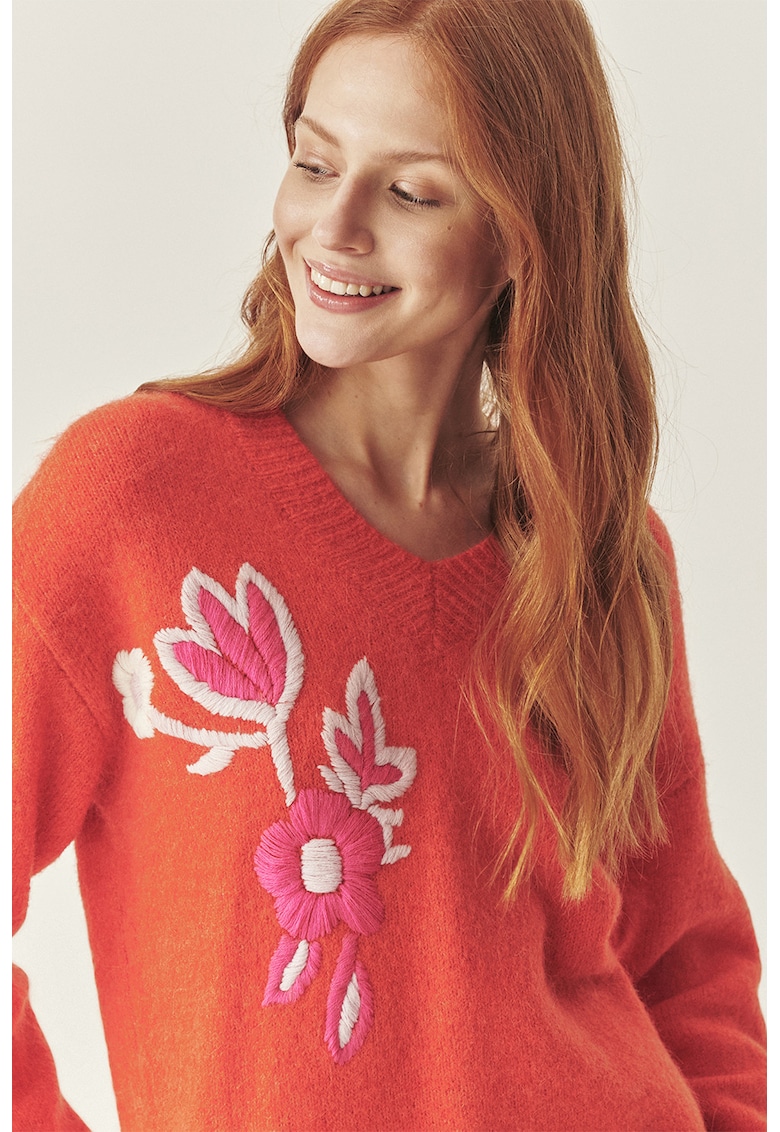 Шпиц пуловер с вълна - Бял/Корал/Розово Tatuum