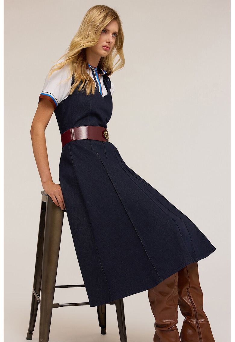 Шпиц рокля - Черен Motivi