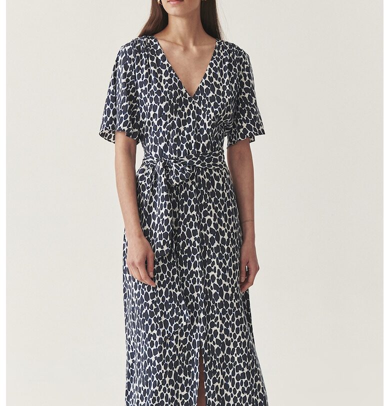 Шпиц рокля с колан - Бял/Тъмносин Tatuum