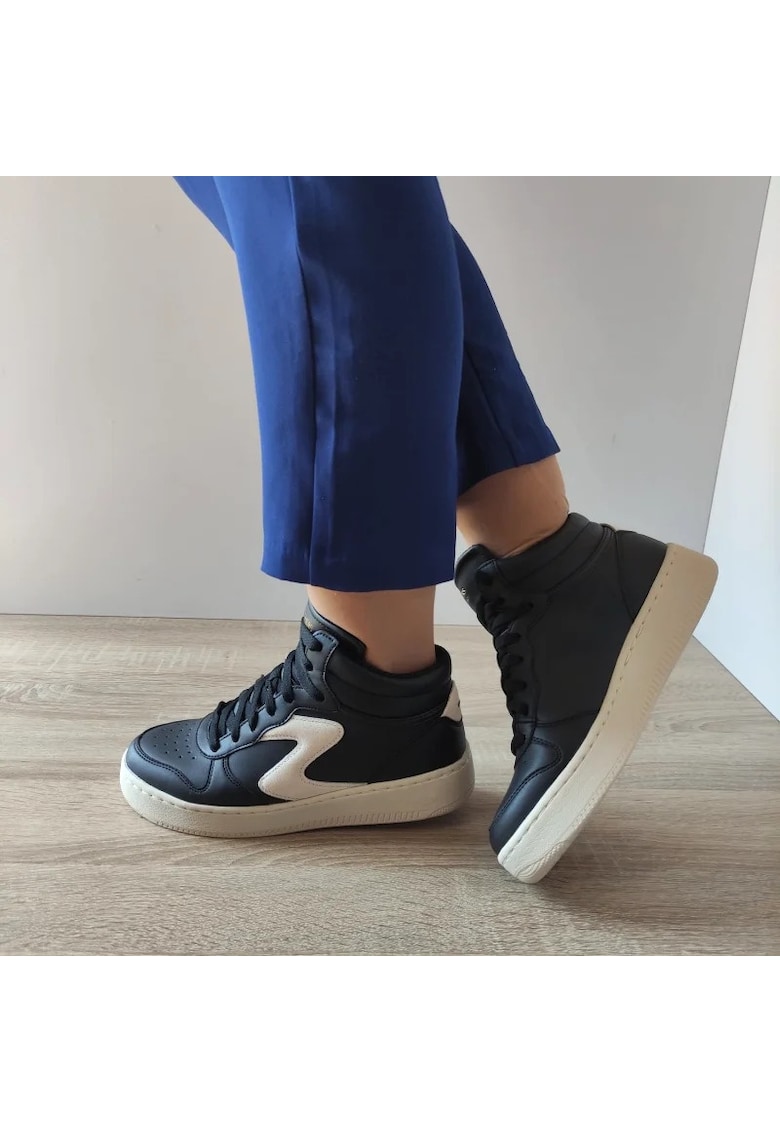 Юношески спортни обувки 185031 BKNT - Черни - Черен Skechers