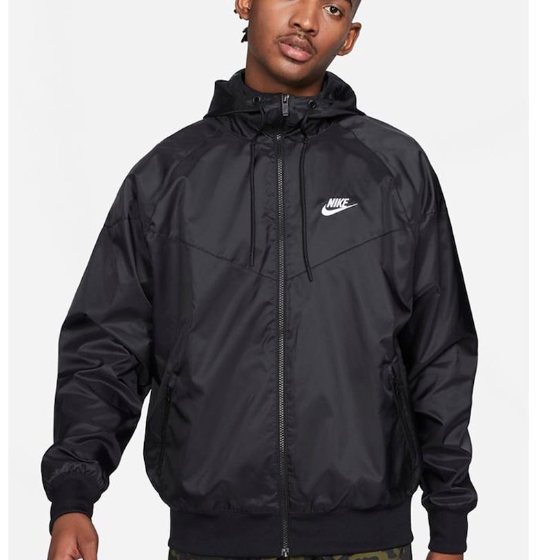 Яке Windrunner с качулка и контрасти - Черен Nike