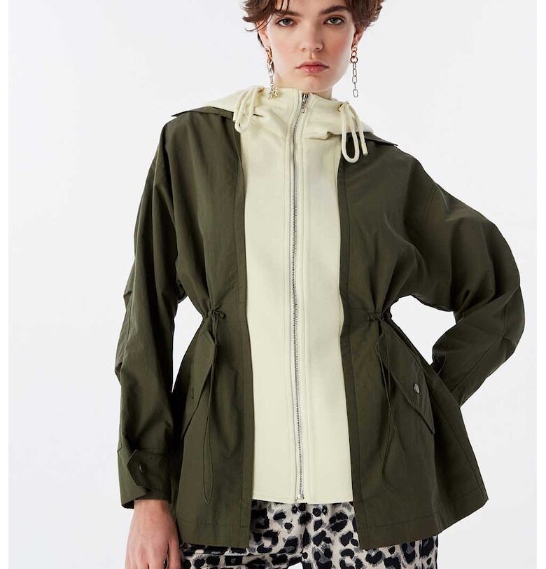 Яке с дизайн 2 в 1 - регулируема качулка и талия - Папратово зелено/Шам фъстък зелено TWIST