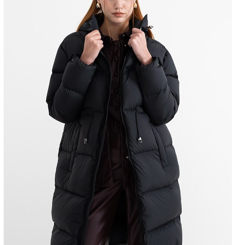 Яке с качулка - Черен Colmar