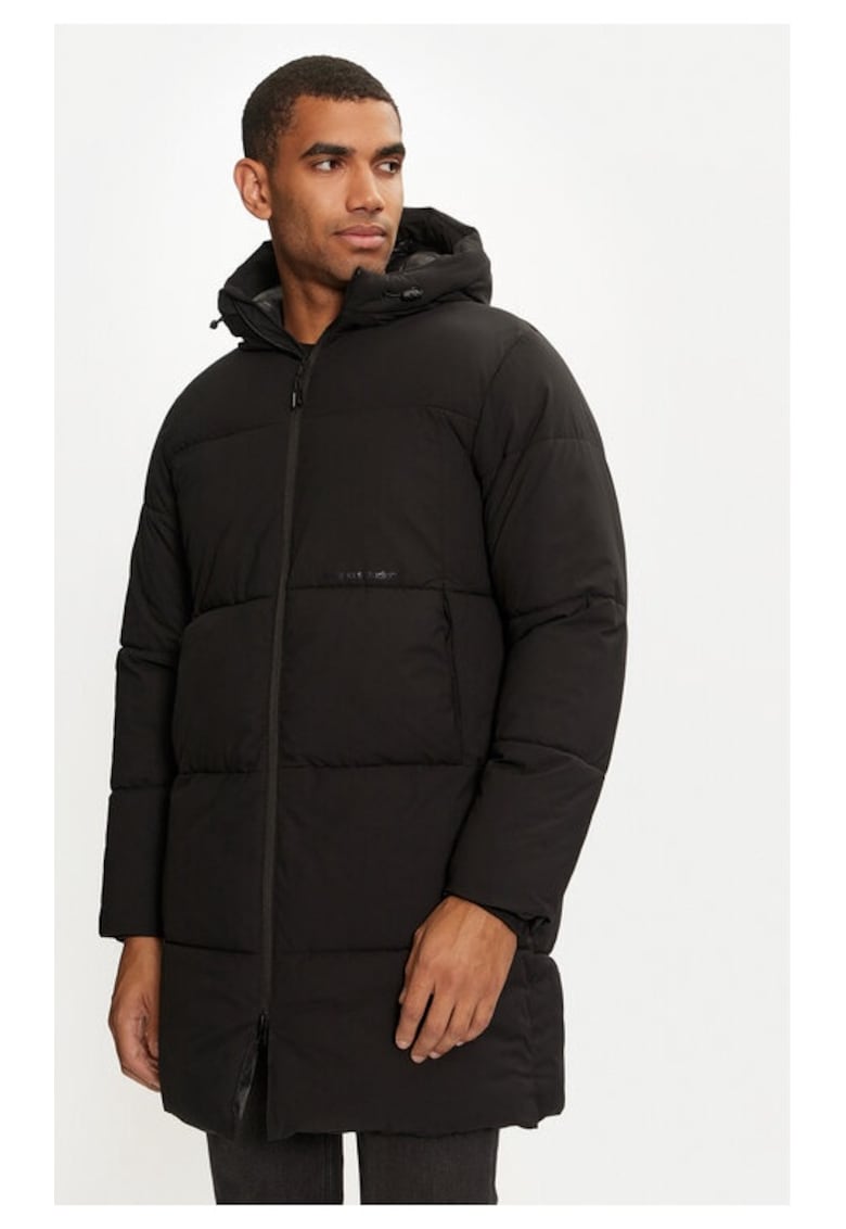 Яке с пух Jack&Jones Vesterbro 12260440 Черен стандартен крой - полиестер Jack Jones