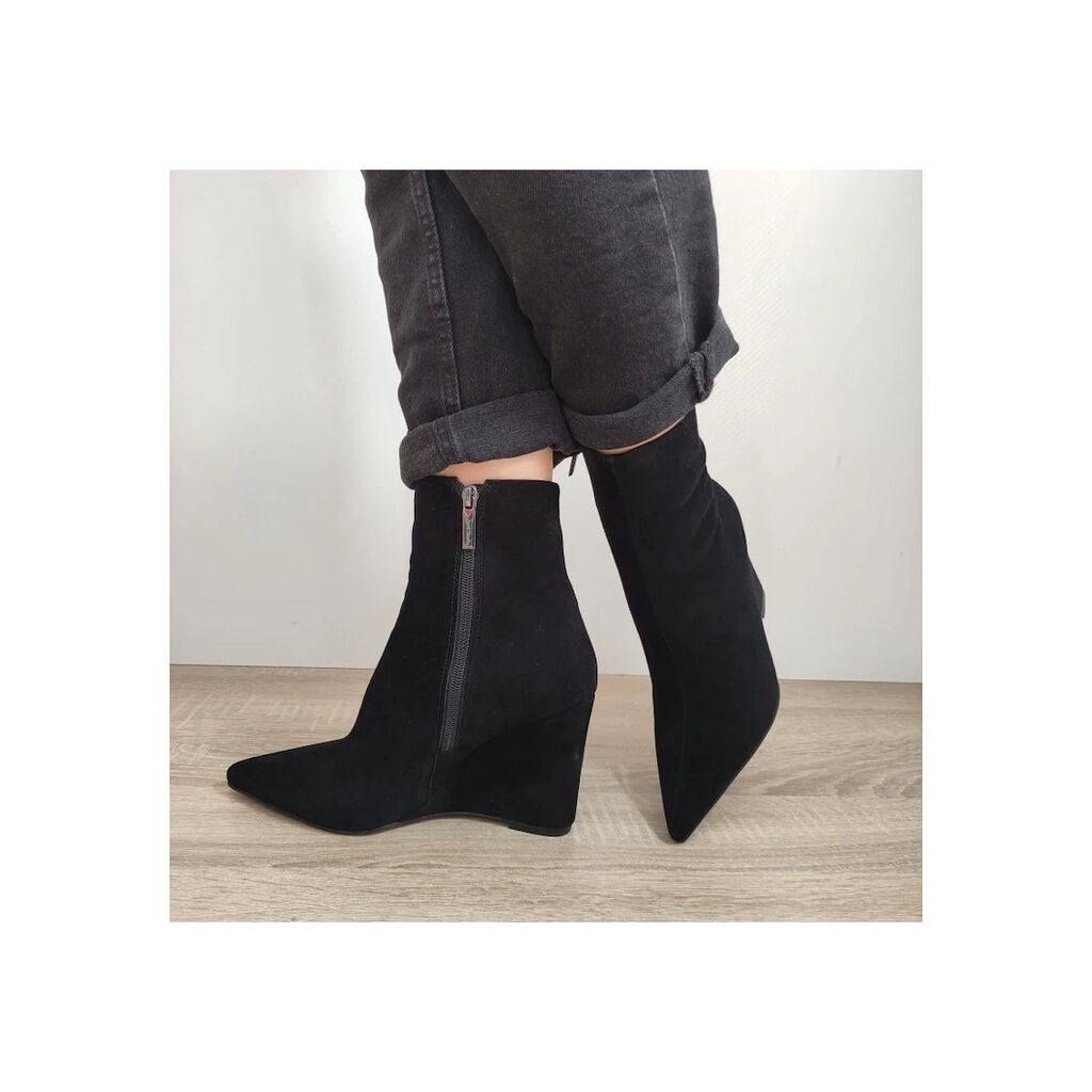 Елегантни дамски боти  K1271-133R Black Velvet - черни - Черен