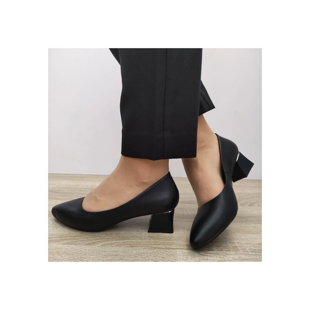Елегантни дамски обувки  3028 Black - черни - Черен