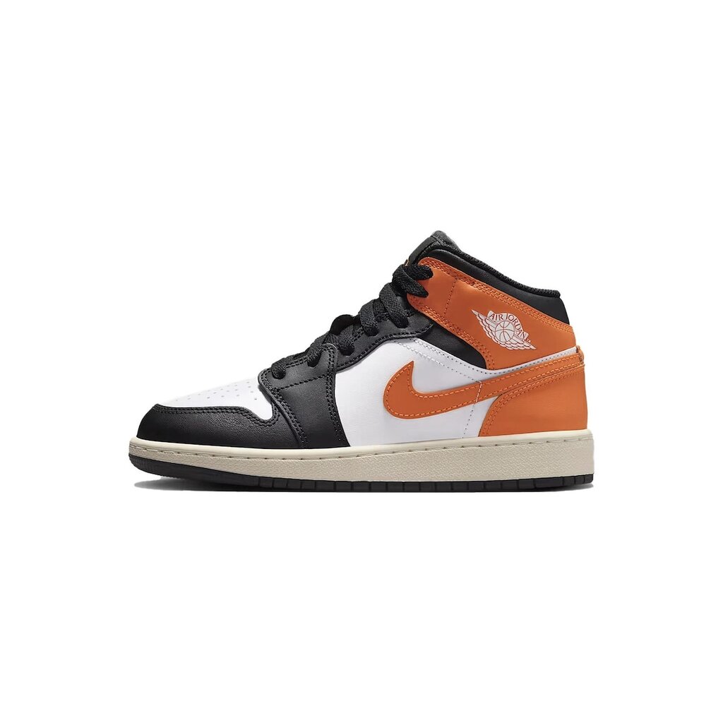 Маратонки  Air Jordan 1 Mid BG - Оранжев