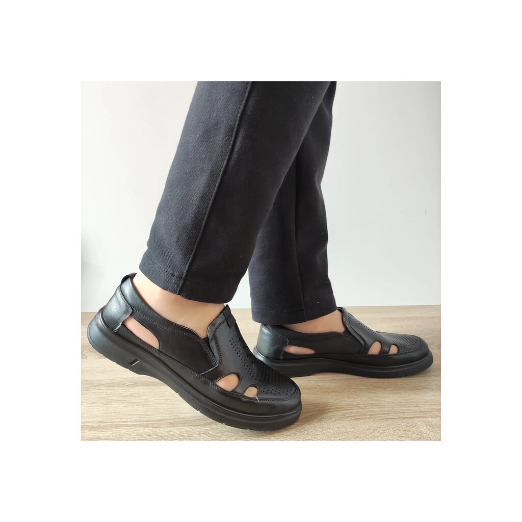 Мъжки перфорирани обувки  883L99 Black.Jpg - черни - Черен